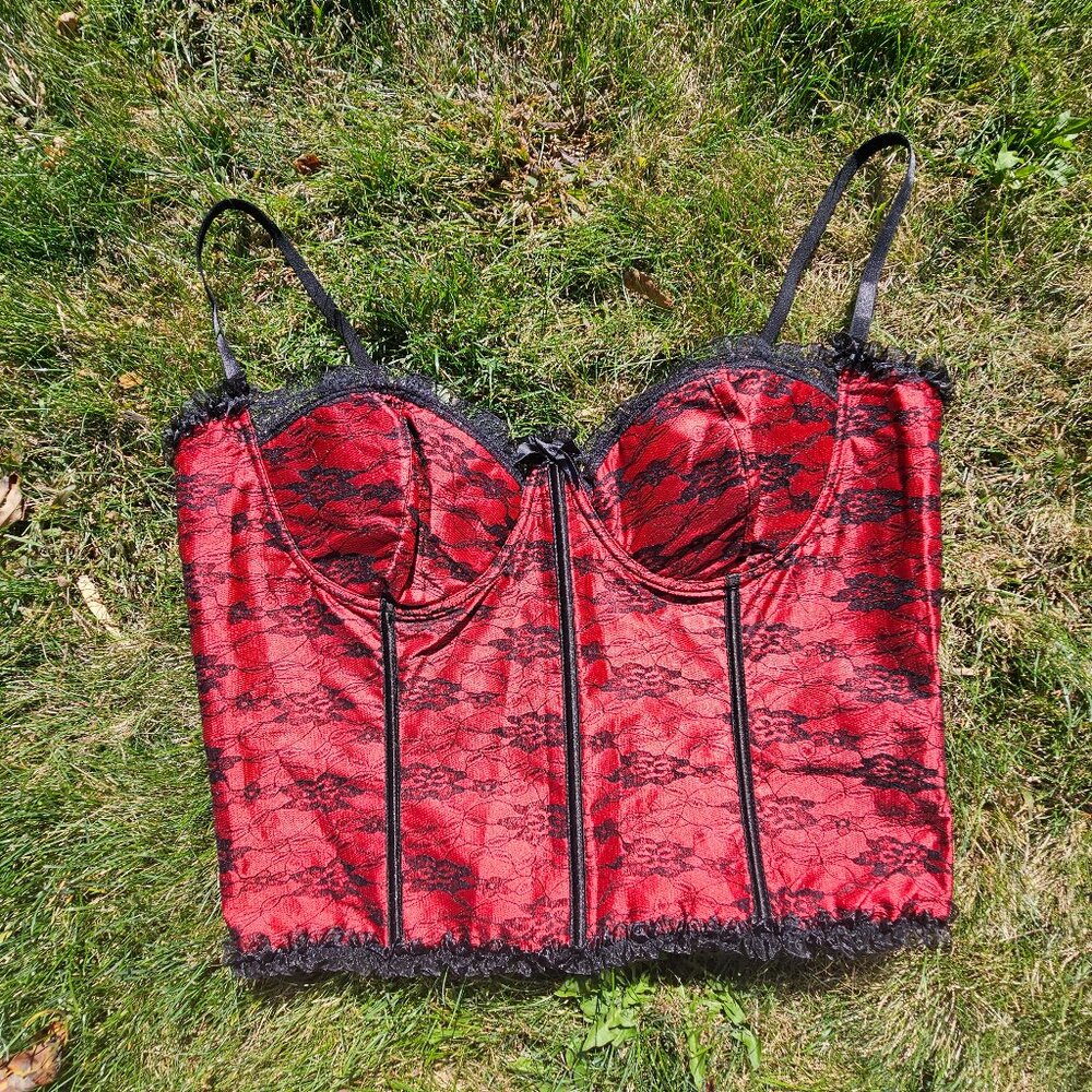 Vintage Goth Emo Vampire Ren Fair Operacore Western Black & Red Lace Corset